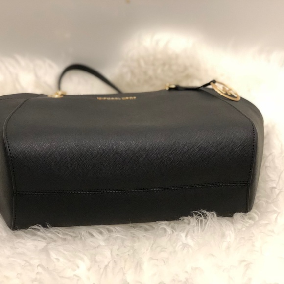 SOLD - Michael Kors Black Jet Set Travel Bag - Picture 5 of 7